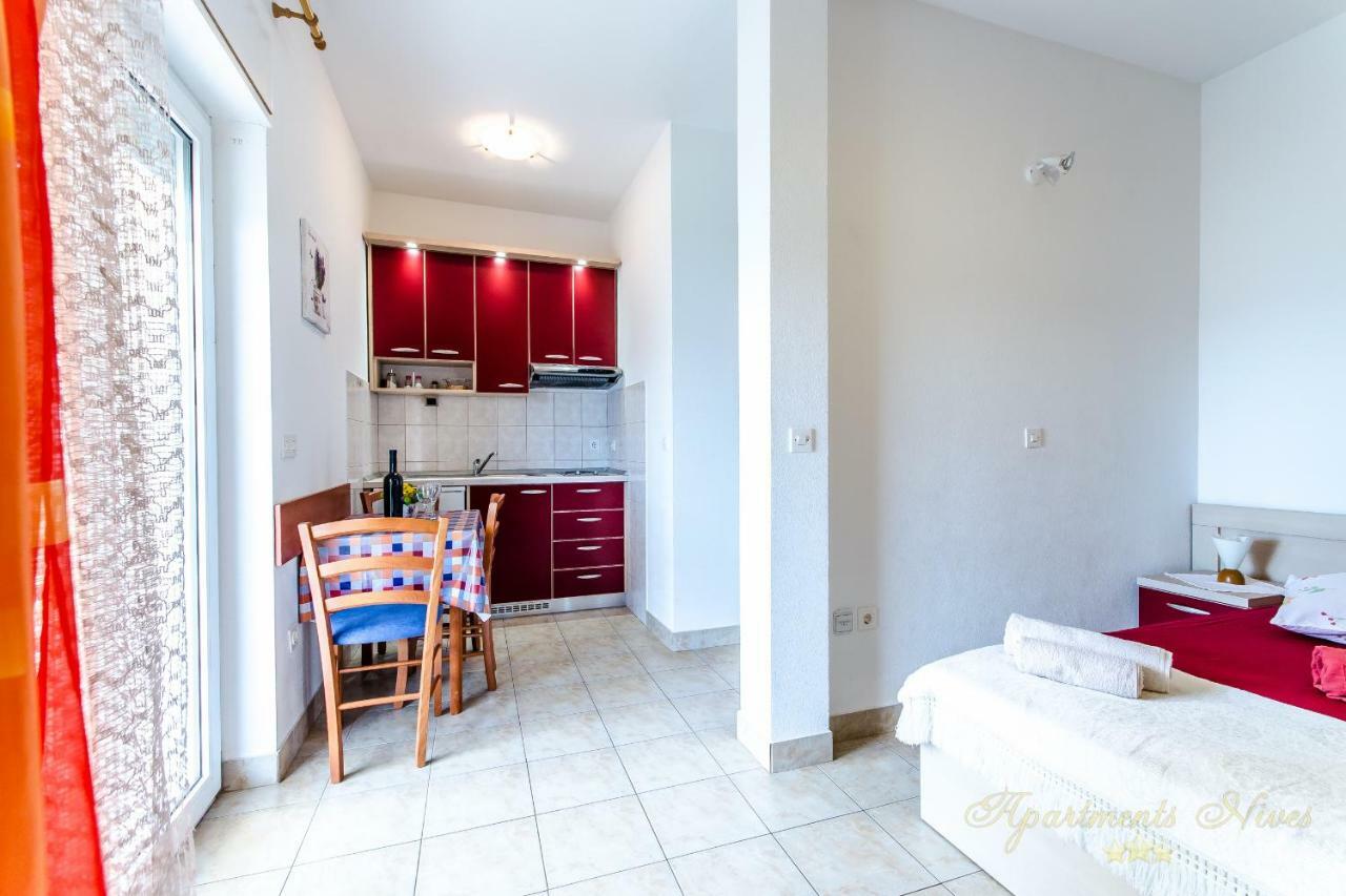 Apartments Nives Suhi Potok Jesenice  Eksteriør bilde