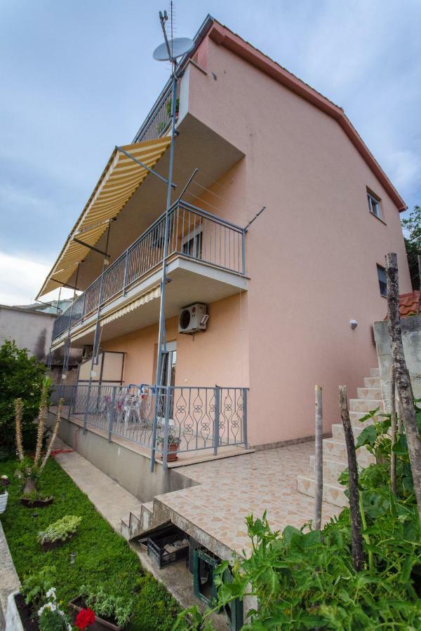 Apartments Nives Suhi Potok Jesenice  Eksteriør bilde