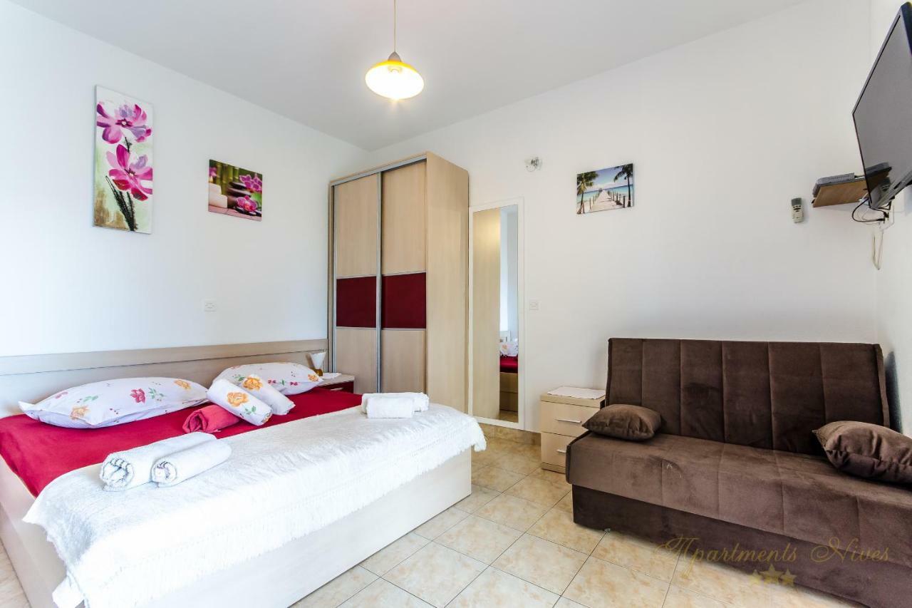 Apartments Nives Suhi Potok Jesenice  Eksteriør bilde
