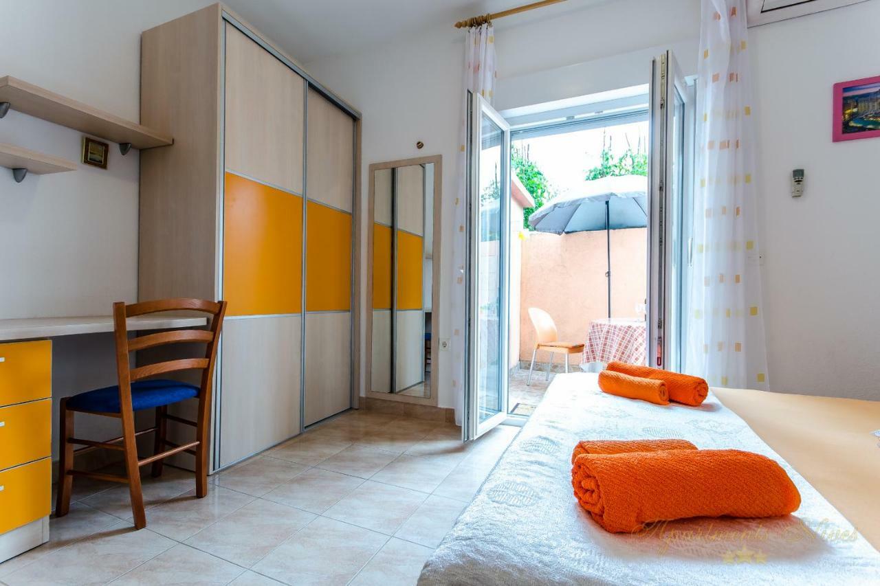 Apartments Nives Suhi Potok Jesenice  Eksteriør bilde